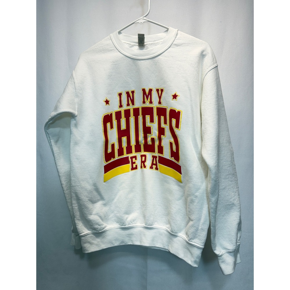 Gildan Sweatshirt Women Small White In My Chiefs Era Graphic Pullover Swiftie